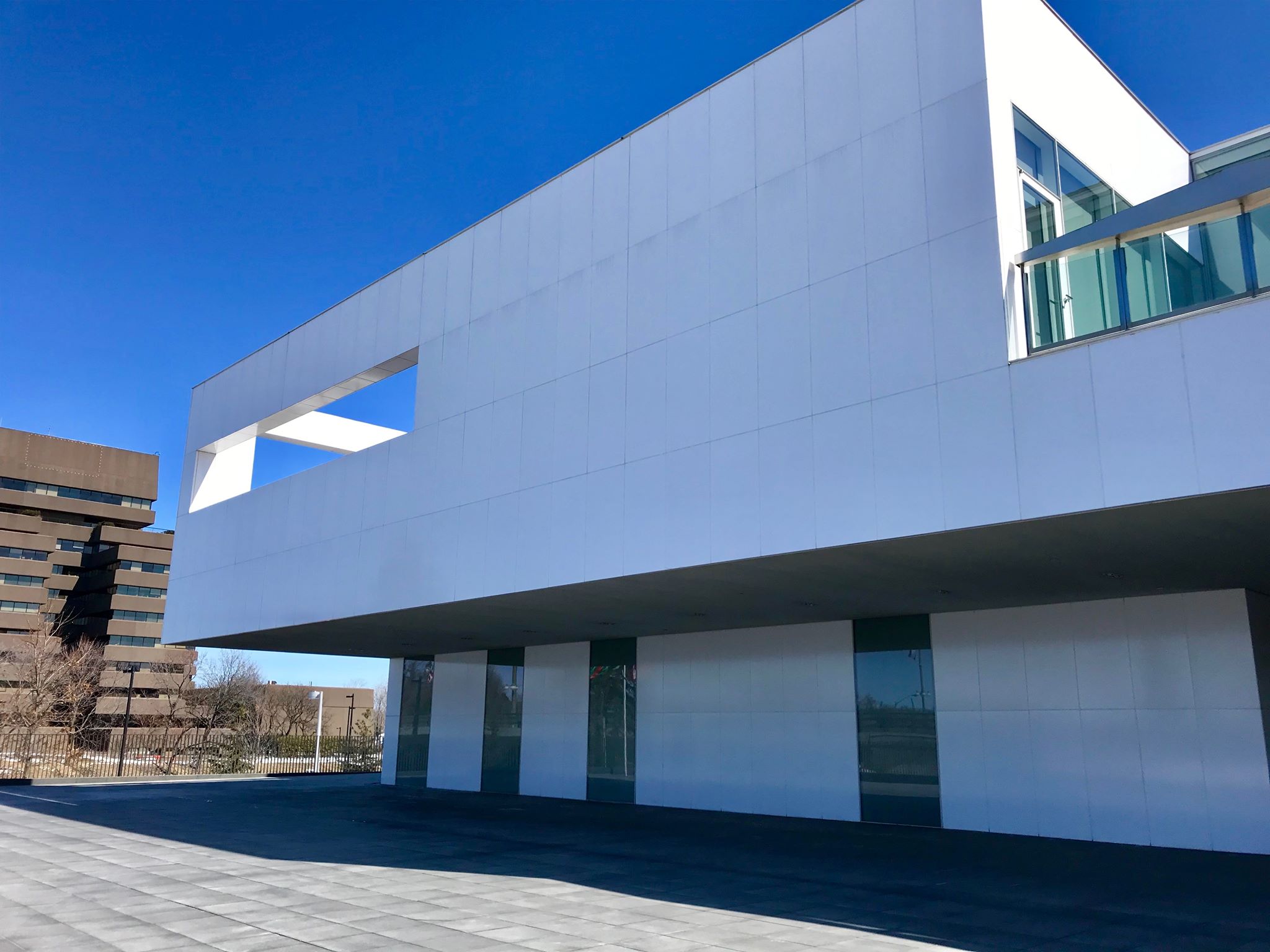 Picture of the façade of the building that is on Sussex drive. 