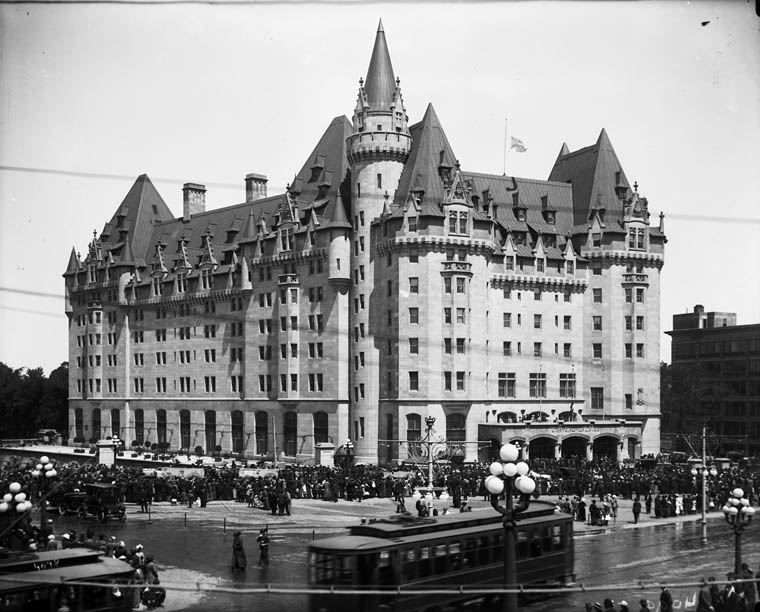 Chateau Laurier, thought to be taken on it's opening day. June 1, 1912.