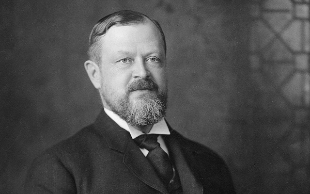 He was the president of GTR during the construction of chateau laurier.