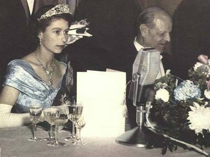Queen Elizabeth II and Prince Philip dine at the Château Laurier Hotel, 1957. /jpg