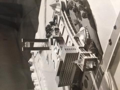 Ottawa City Hall - Safdie - Pic of Model