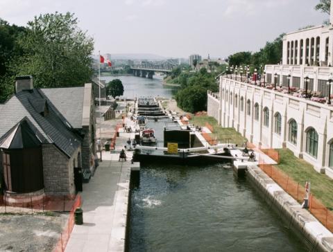 Image of the Rideau Canal from Confederation Square