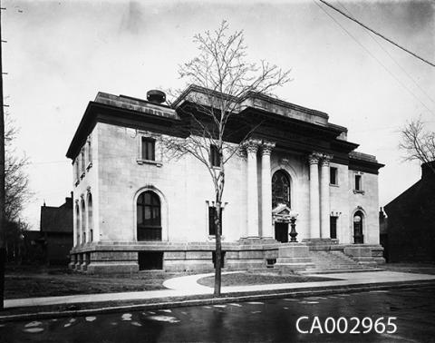 Front view of the Carnegie Library